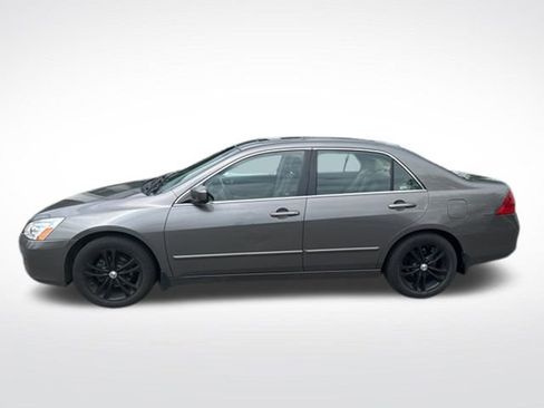 Used 2006 Honda Accord EX image 2