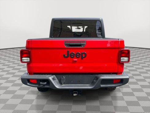 Used 2022 Jeep Gladiator Sport AWD/4WD image 6