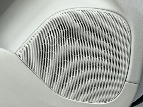 Used 2024 Volvo XC90 B6 Plus w/ Protection Package Premier image 23