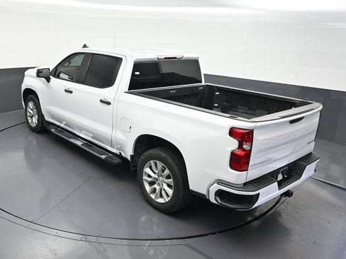 Used 2022 Chevrolet Silverado 1500 Custom RWD image 17