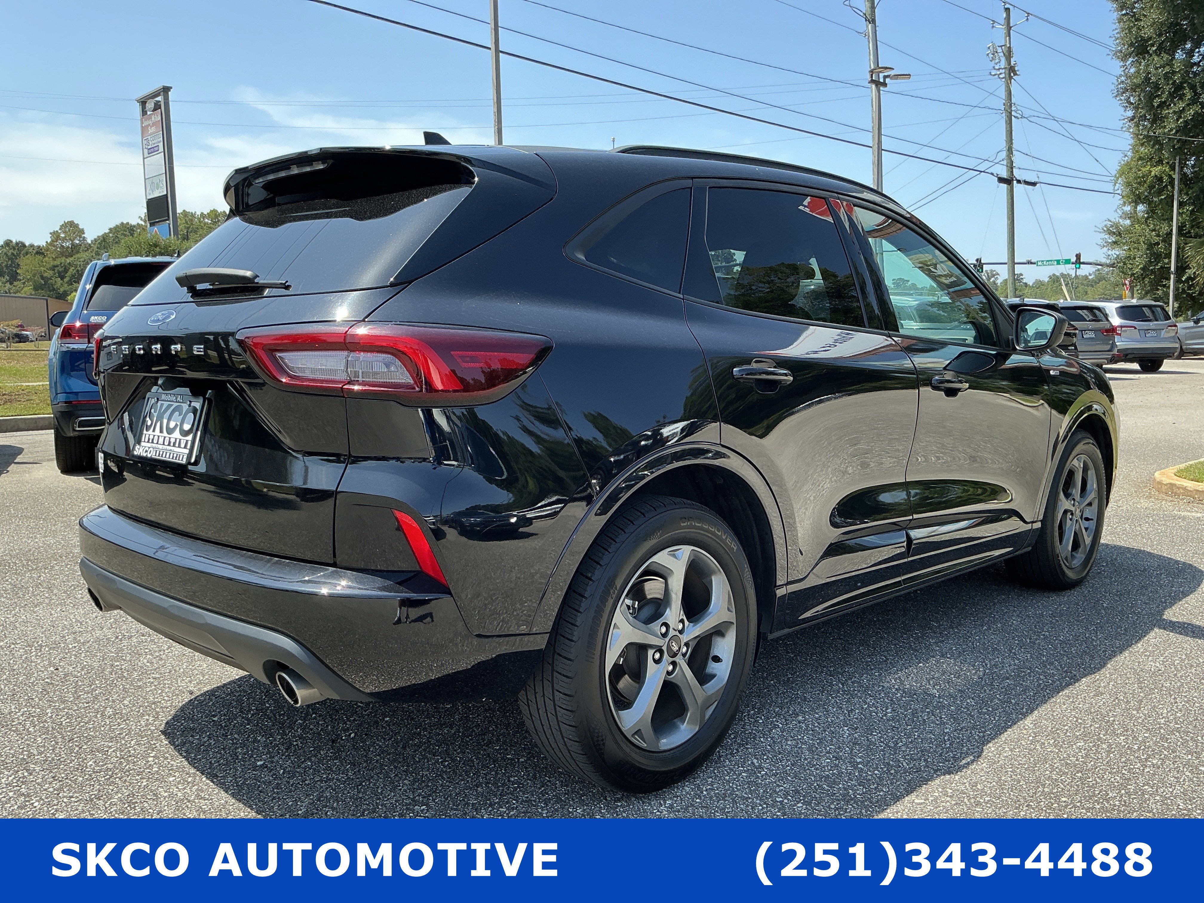 Used 2023 Ford Escape ST-Line FWD image 5