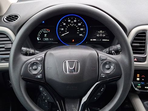 Used 2022 Honda HR-V EX image 19