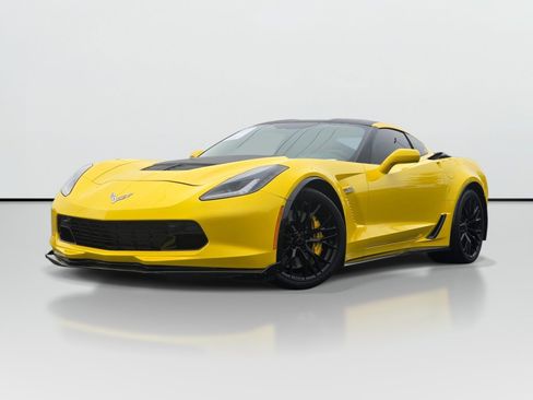 Used 2016 Chevrolet Corvette Z06 w/ 3LZ Preferred Equipment Group RWD image 1