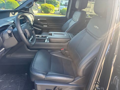 New 2026 Ford Expedition Platinum w/ Stealth Performance Package AWD/4WD image 12