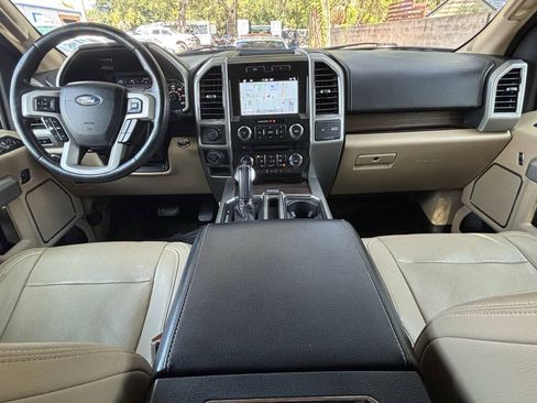 Used 2017 Ford F150 Lariat RWD image 18