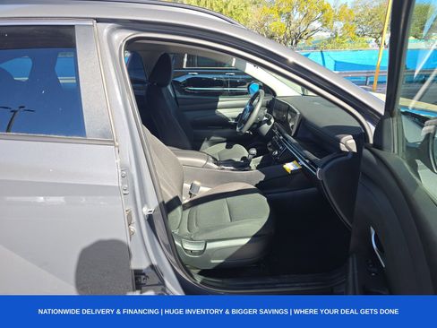 Used 2025 Hyundai Tucson SEL image 12