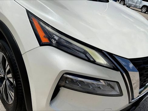 Used 2022 Nissan Rogue SV FWD image 26