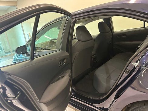 Used 2022 Toyota Corolla LE image 22
