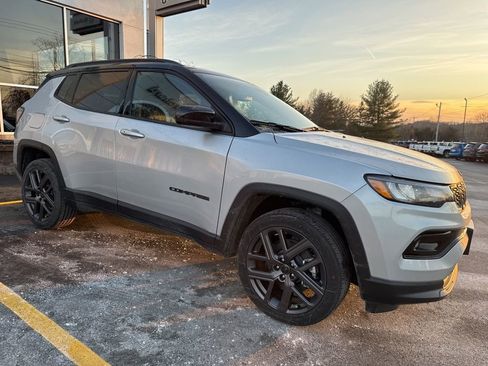 New 2026 Jeep Compass Limited AWD/4WD image 2