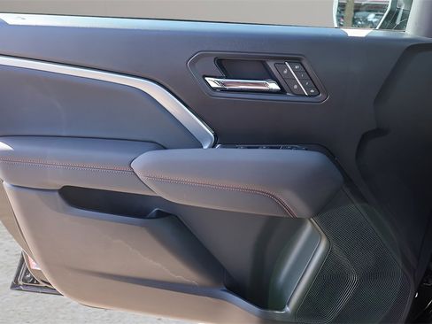 Used 2026 Chevrolet Colorado Z71 w/ Z71 Convenience Package 2 image 30