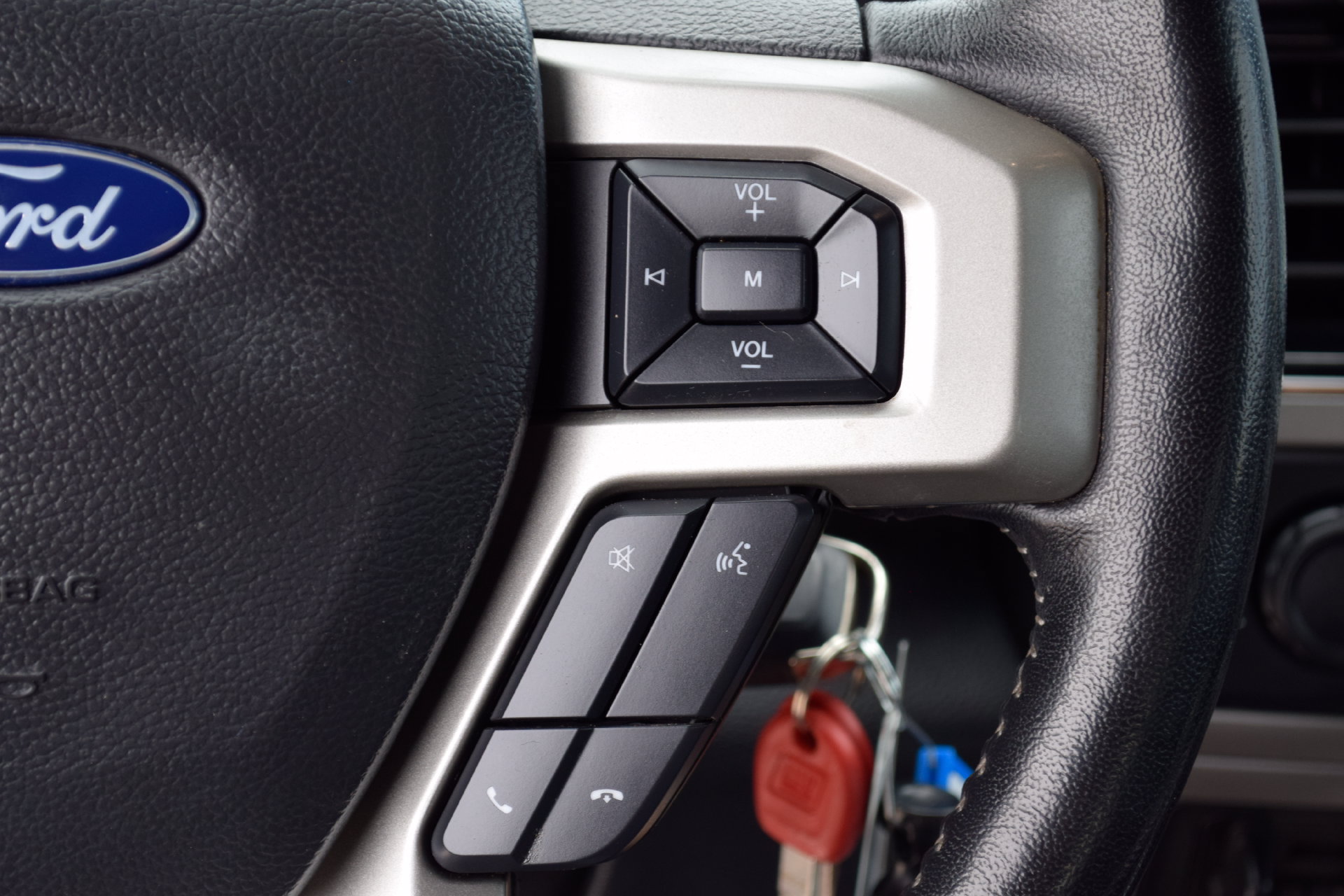 Used 2022 Ford F250 Lariat w/ Lariat Value Package AWD/4WD image 7