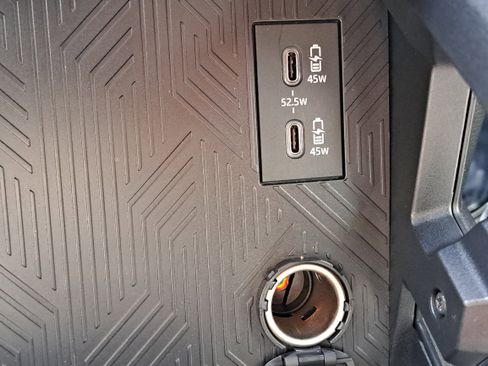 Used 2024 Toyota Tacoma SR5 image 29