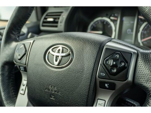 Used 2023 Toyota 4Runner Limited image 33