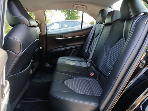 Used 2024 Toyota Camry SE w/ Convenience Package FWD image 10