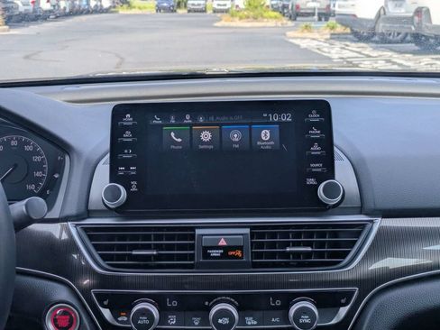 Used 2022 Honda Accord Sport image 18