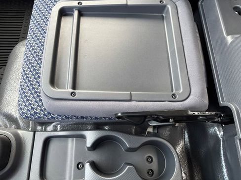 Used 2024 Chevrolet Low Cab Forward image 21