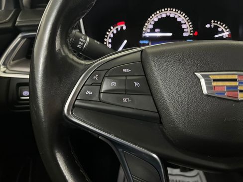 Used 2018 Cadillac XT5 Luxury image 48