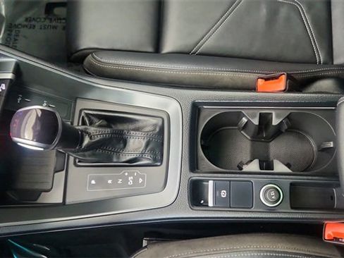 Used 2023 Audi Q3 2.0T Premium Plus w/ Premium Plus Package image 53