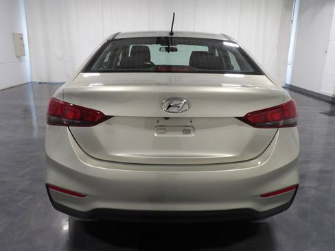 Used 2018 Hyundai Accent SE image 5
