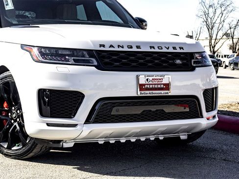 Used 2022 Land Rover Range Rover Sport HST image 3