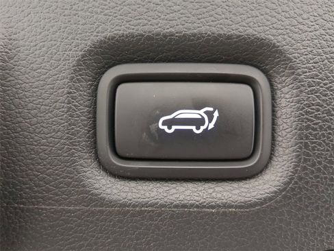 Certified 2023 Hyundai Santa Fe SEL image 15