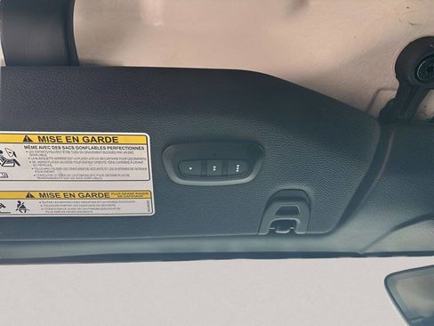 Used 2023 Jeep Wrangler Unlimited Sahara w/ Cold Weather Group image 35