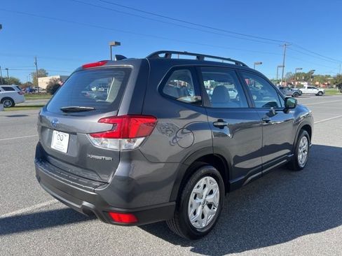Used 2022 Subaru Forester image 6