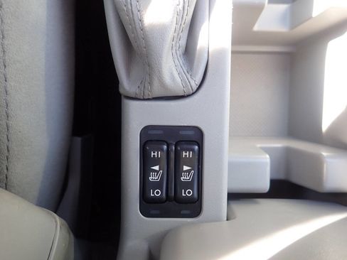 Used 2013 Subaru Forester 2.5X Premium w/ Popular Pkg 3 image 7