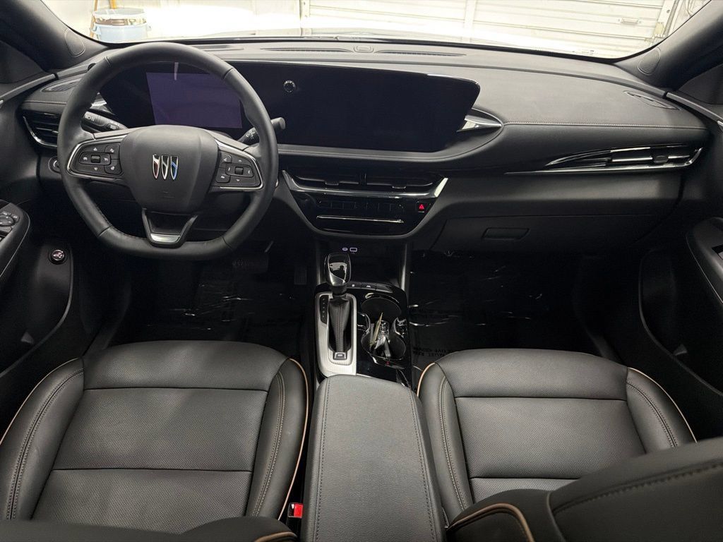 Used 2025 Buick Envista Avenir FWD image 24