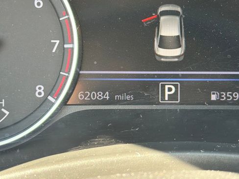 Used 2020 Nissan Sentra SR w/ Premium Package image 17