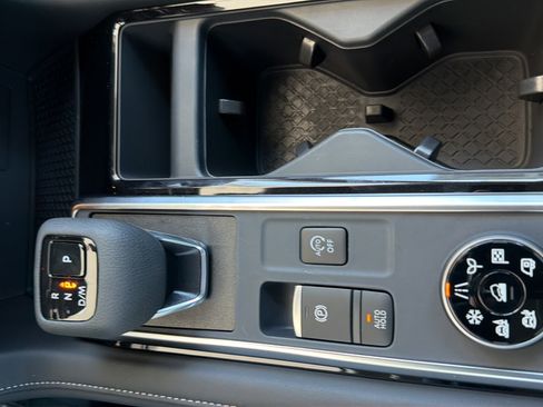 New 2026 Nissan Pathfinder SV AWD/4WD image 24