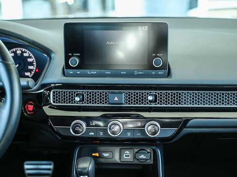 Certified 2024 Honda Civic Sport image 18