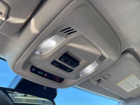 Used 2023 Buick Envision Essence w/ Sport Touring Package image 34