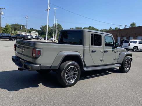 Used 2021 Jeep Gladiator Overland w/ Popular Equipment Package image 8