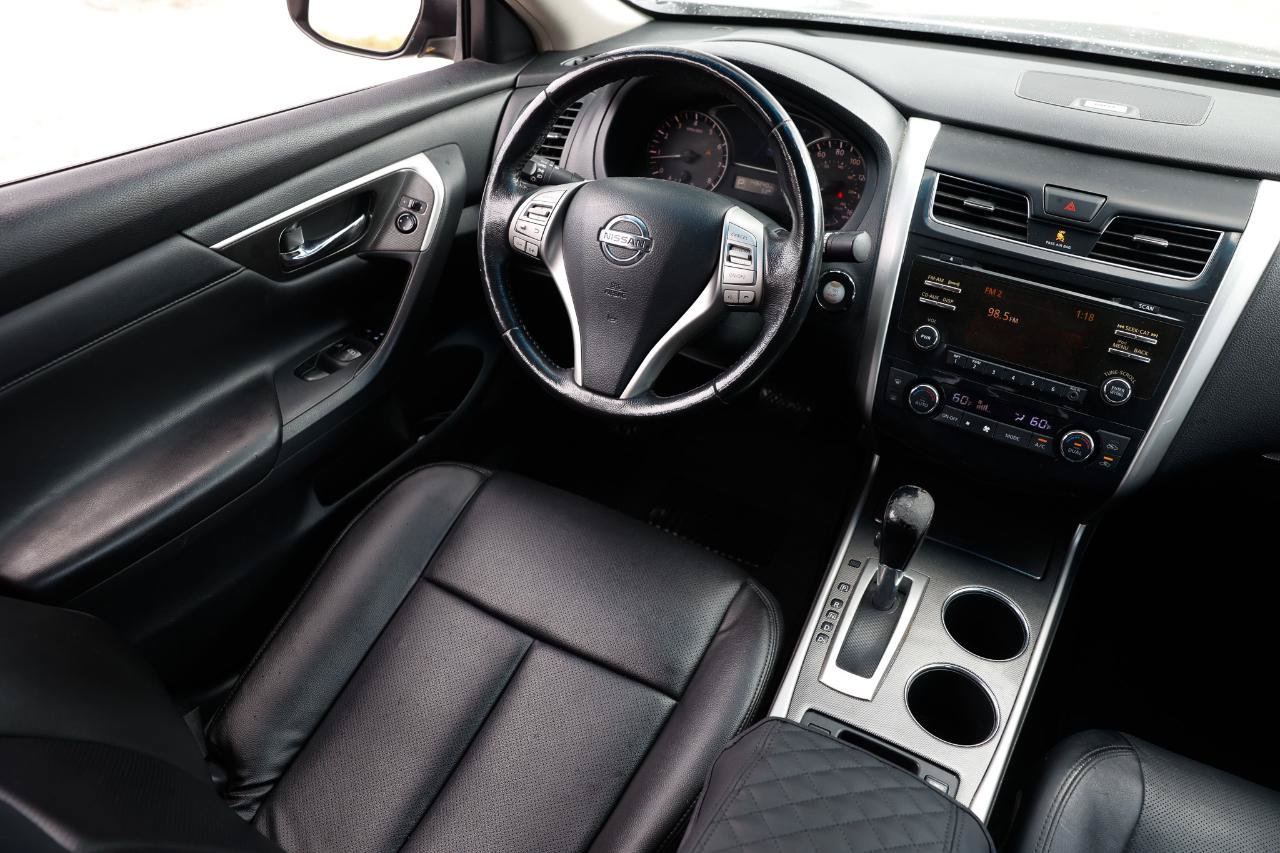 Used 2013 Nissan Altima 2.5 SL FWD image 21