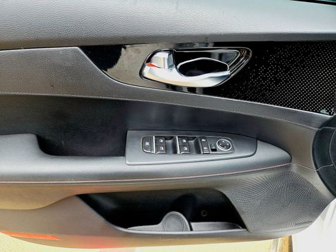 Used 2024 Kia Forte GT w/ GT2 Package FWD image 30