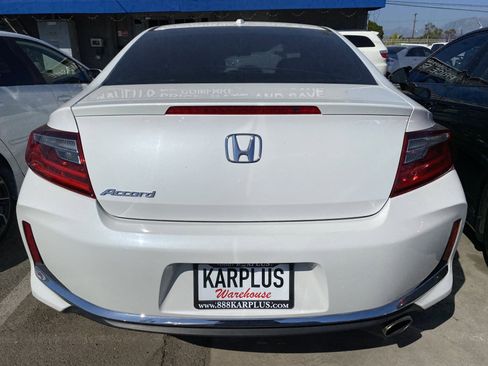 Used 2016 Honda Accord EX image 9
