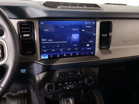Used 2024 Ford Bronco Outer Banks image 6