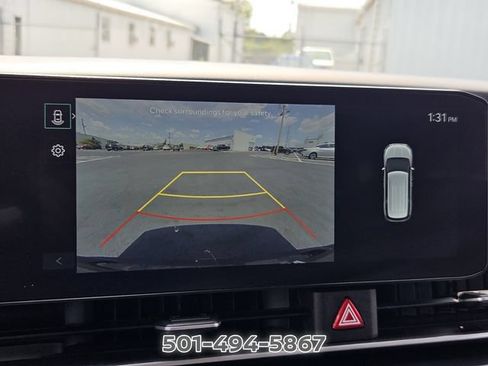 Used 2025 Kia Carnival FWD image 19