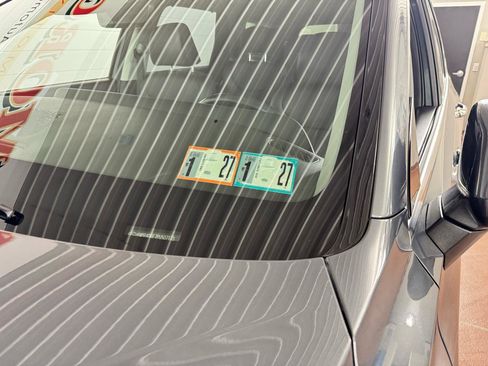 Used 2023 Hyundai Palisade SEL w/ Premium Package image 10