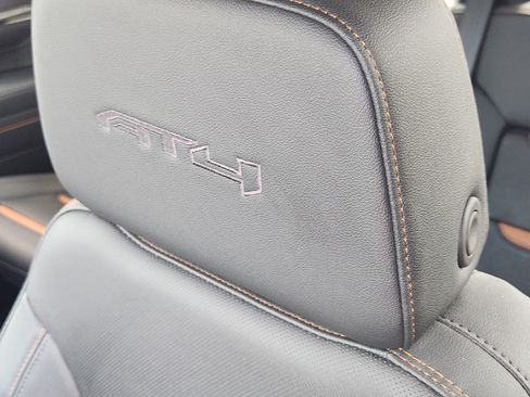 Used 2025 GMC Sierra 1500 AT4 AWD/4WD image 15