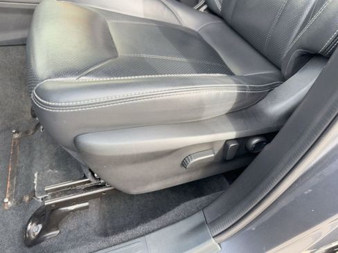 Used 2022 Subaru Forester Touring image 14