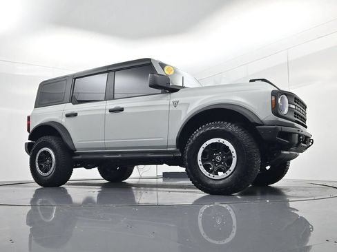 Used 2022 Ford Bronco 4-Door w/ Sasquatch Package AWD/4WD image 35