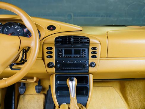 Used 2000 Porsche 911 Carrera image 73