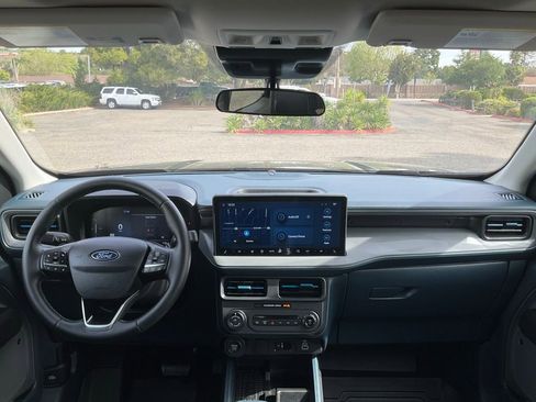 Used 2025 Ford Maverick Lobo AWD/4WD image 25