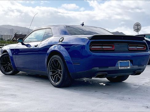 Used 2021 Dodge Challenger R/T Scat Pack RWD image 4