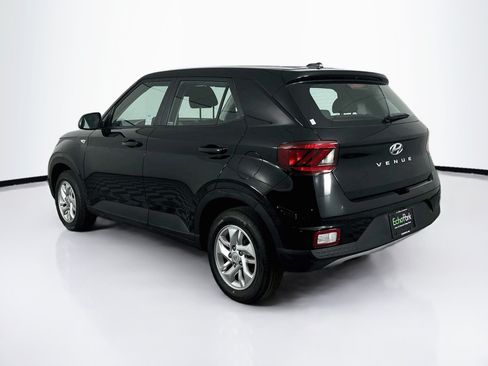 Used 2023 Hyundai Venue SE w/ Cargo Package FWD image 5