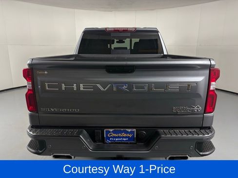 Used 2022 Chevrolet Silverado 1500 High Country AWD/4WD image 9