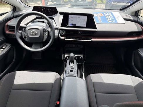 Used 2024 Toyota Prius Prime FWD image 21