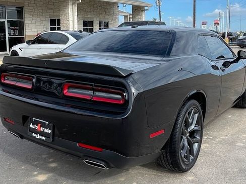 Used 2022 Dodge Challenger SXT w/ Blacktop Package RWD image 4